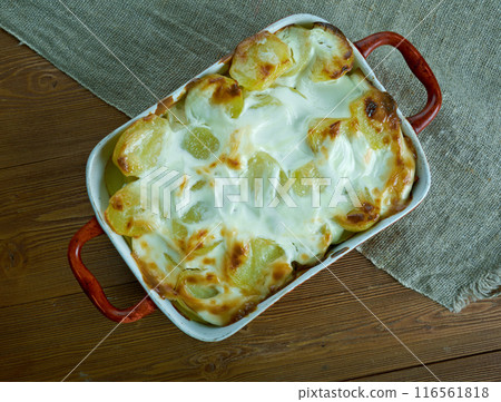 Fish And Fennel Potato Pie Fish And Fennel Potato Pie 116561818