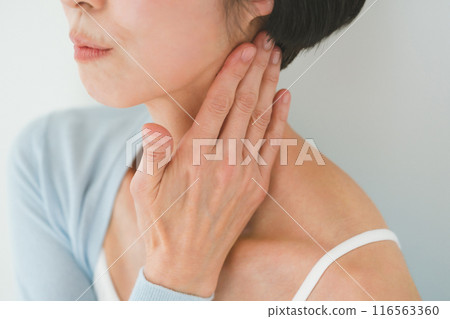 female, lady, woman 116563360