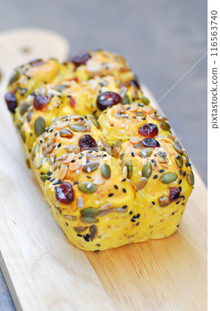 bread or bun with raisin stuffed or raisin bun 116563740