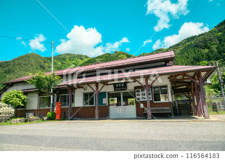 初夏的須原站【木曾區奧輪村】 116564183