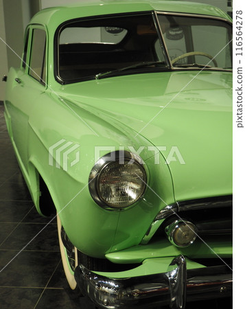 American classic cars: Museum exhibits 116564278