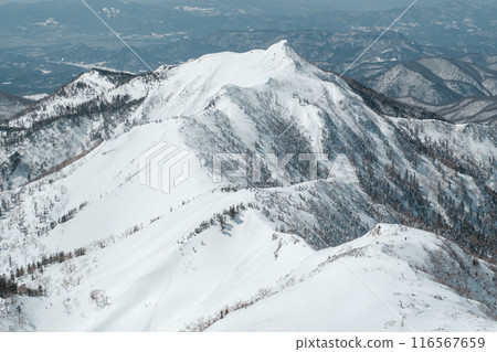 雪山的山地景觀 116567659