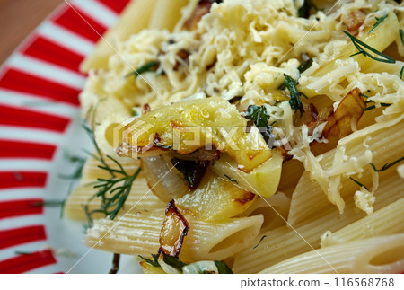 Mezze penne alla formaggella Mezze penne alla formaggella 116568768