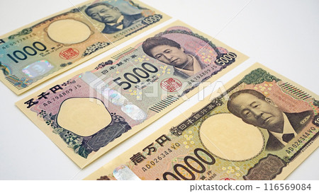 New banknotes (10,000 yen, 5,000 yen, 1,000 yen) 116569084