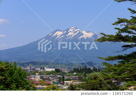 Mount Iwaki, Aomori Prefecture, view from Hirosaki City 116571260