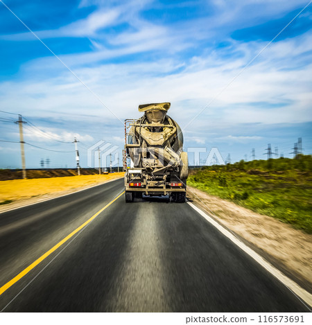 Concrete mixer on the road 116573691