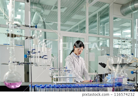 Entering trial description in database Entering trial description in database 116574232