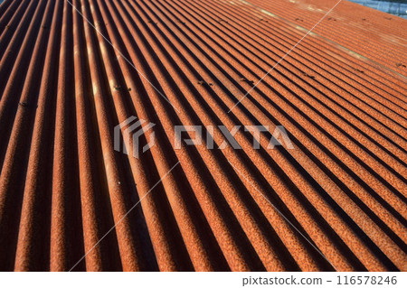 Rusty corrugated tin roof Rusty corrugated tin roof 116578246