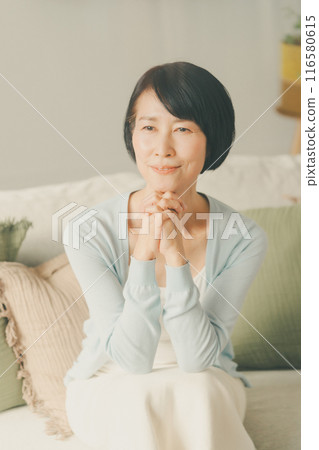女生 女孩 女性 116580615