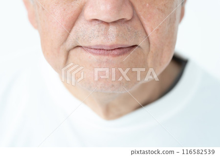 老年男性鬍鬚下垂 116582539