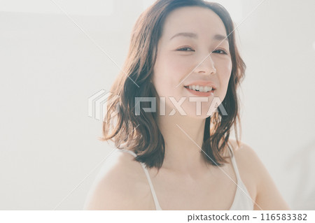 女生 女孩 女性 116583382