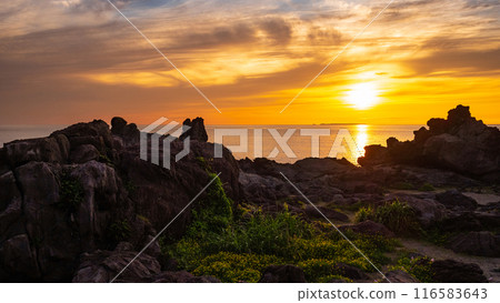Sixteen Rakan Rocks - Evening Scenery 116583643