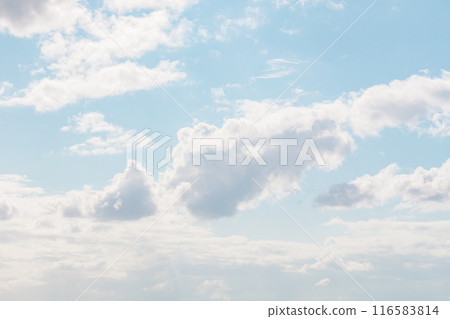 Pastel blue sky and white clouds 116583814