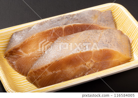 Black porgy marinated in mirin Black porgy marinated in mirin 116584005