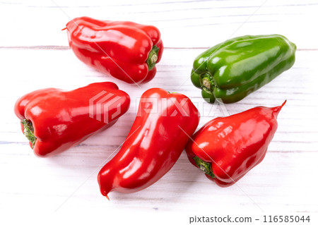 Red and green peppers 116585044