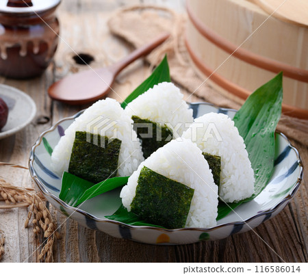 rice ball rice ball 116586014