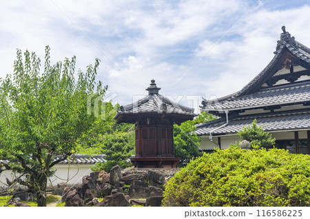 興勝寺秋葉堂（京都府宇治市） 116586225