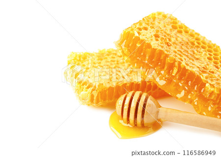 Sweet honeycomb isolated on white background. Top view 116586949