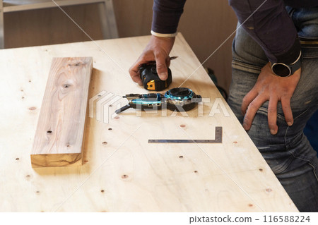 Interior construction 116588224