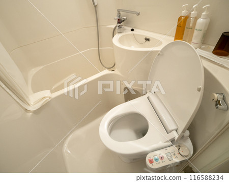 Unit bath in a business hotel 116588234