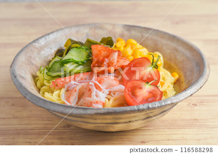 夏季經典麵食 hiyashi chuka 夏季經典麵食 hiyashi chuka 116588298