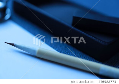 用毛筆寫字 用毛筆寫字 116588773