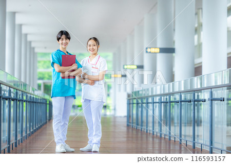 年輕女性、醫護人員、護士、護理人員、訓練師 116593157