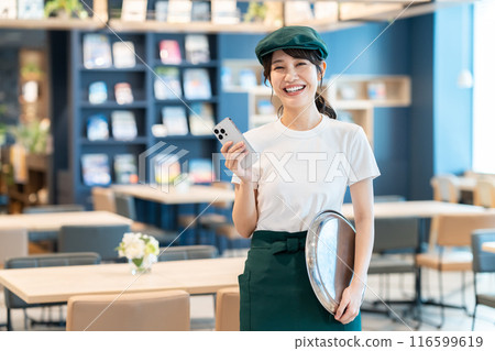 在咖啡館工作的年輕女子攝影合作：Creadisce（丸善湯堂株式會社） 116599619