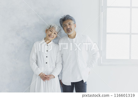 A couple of gray hair 116601319