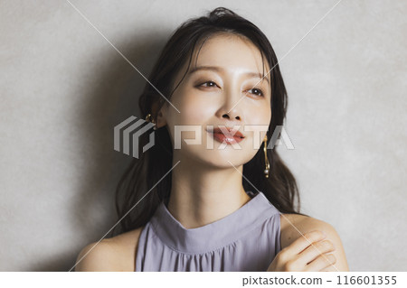 long hair woman long hair woman 116601355