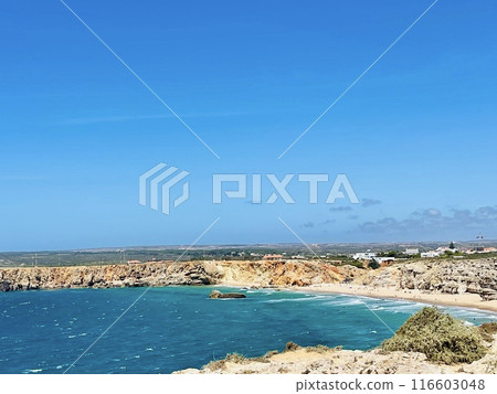 View of strong waves hitting the rock at Sagres, Algarve, Portugal. 116603048