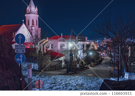 [#Hakodate] Catholic Motomachi Church at night as seen from Chacha Nobori 116603931
