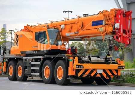 Rough terrain crane image 116606552