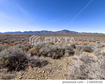 Mountains in the Australian Outback 116608588