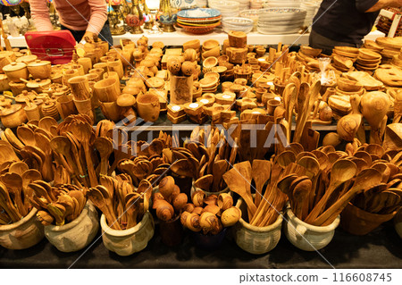 Products made from olive tree, wooden souvenirs on sale 116608745