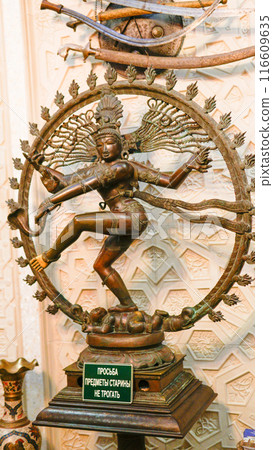 asia buddhism culture statue background buddhist asian religious religion buddha sculpture meditation 116609635
