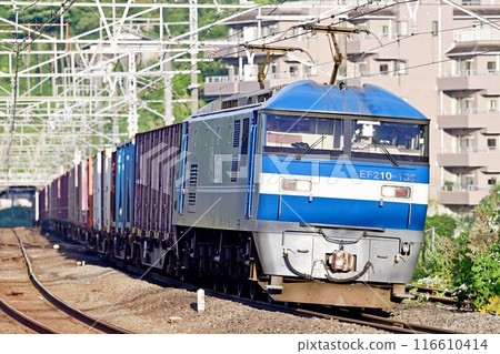 東海道幹線真鶴 JR 貨運 EF210-132(新鶴見) 東海道幹線真鶴 JR 貨運 EF210-132(新鶴見) 116610414