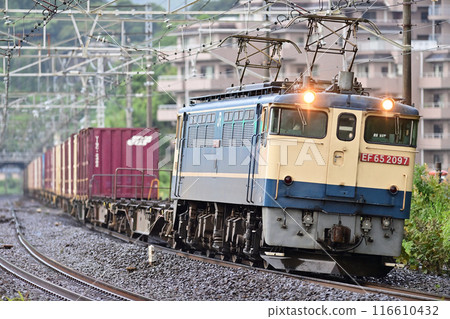 東海道幹線真鶴 JR 貨運 EF65-2097(新鶴見) 東海道幹線真鶴 JR 貨運 EF65-2097(新鶴見) 116610432