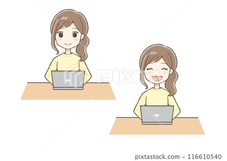 一個穿著黃色衣服的女人在電腦前微笑 一個穿著黃色衣服的女人在電腦前微笑 116610540