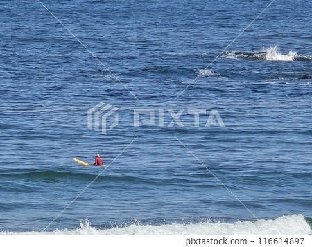 A man who surfs A man who surfs 116614897