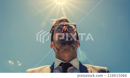 烈日下揮汗如雨的商人 116615066