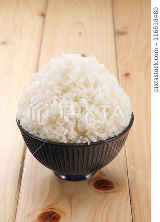 大碗米飯裝在碗裡 大碗米飯裝在碗裡 116618480