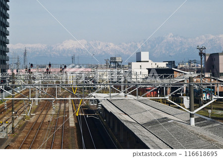 Takaoka Station, Toyama Prefecture Takaoka Station and the Tateyama mountain range Historical city Toyama Prefecture tourist spots 116618695