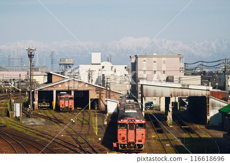 Takaoka Station, Toyama Prefecture Takaoka Station and the Tateyama mountain range Historical city Toyama Prefecture tourist spots 116618696