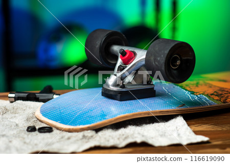 Surfskate maintenance concept 116619090