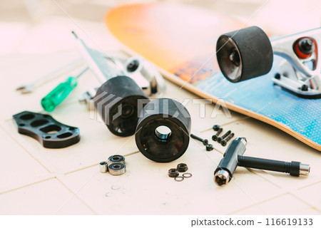 Surfskate maintenance concept Surfskate maintenance concept 116619133