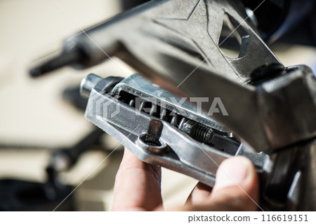 Surfskate maintenance concept Surfskate maintenance concept 116619151