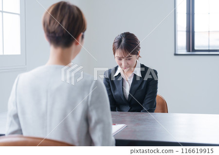 被老闆彎曲的下屬 116619915