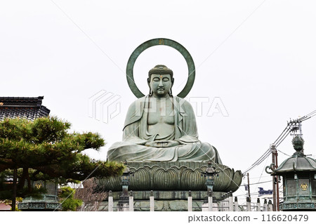 高岡大佛，日本三大佛，阿彌陀如來坐像，日本最美男人，富山縣旅遊勝地 116620479