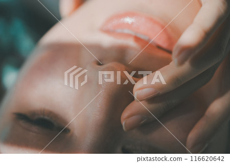 nose, snout, female 116620642